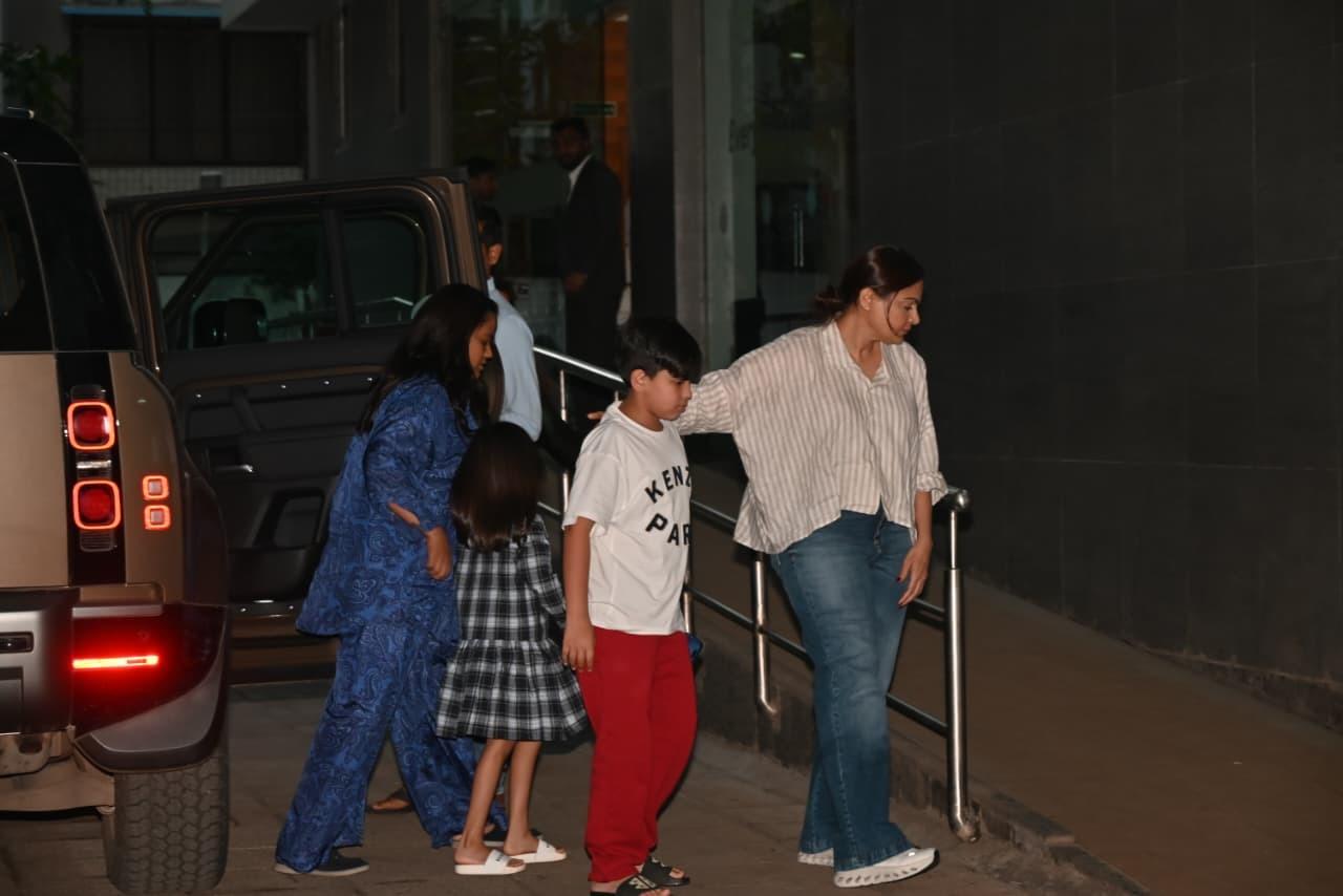 Arpita Khan Sharma was spotted along with her kids and sister Alvira Khan Agnihotri, as they came to the hospital to visit their sister-in-law and the newest member of the family.